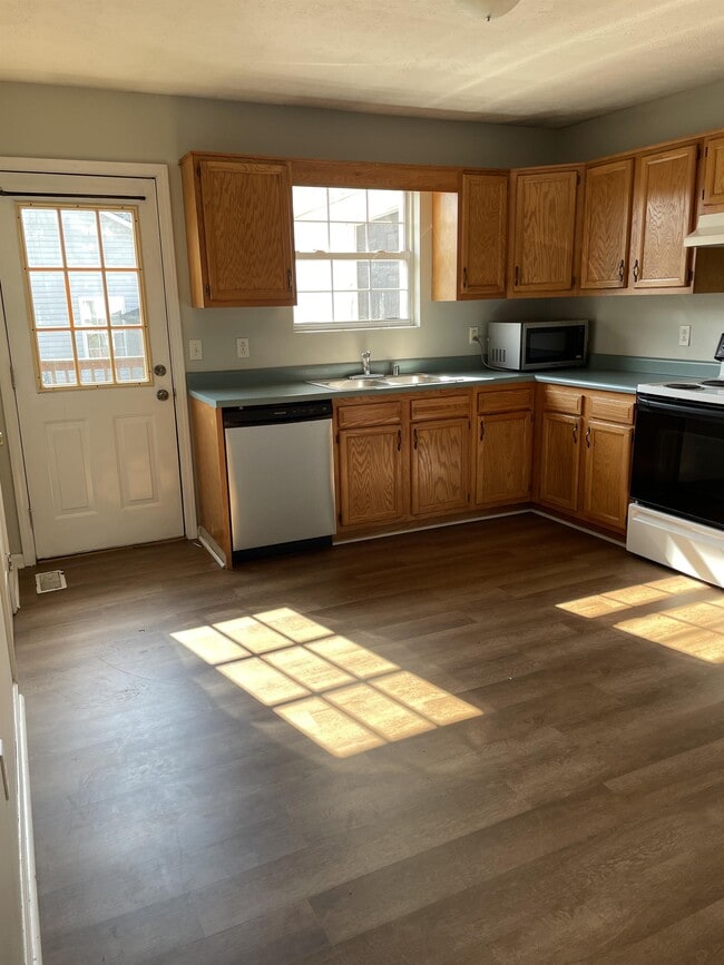 Building Photo - 4101 Citation Ln