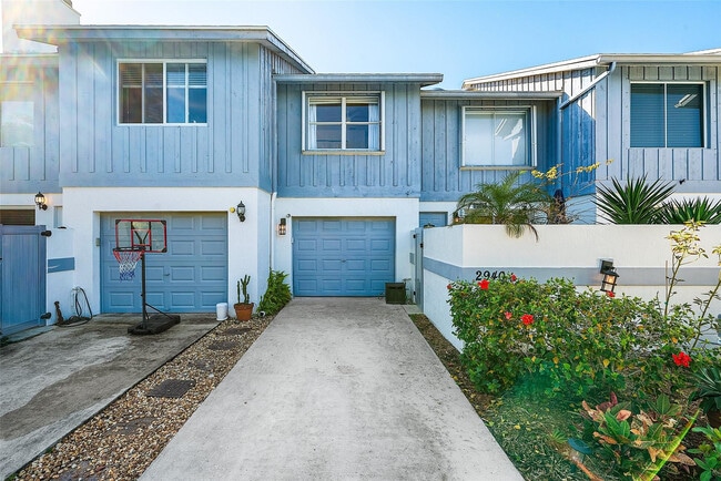 Building Photo - 2940 Florida Blvd