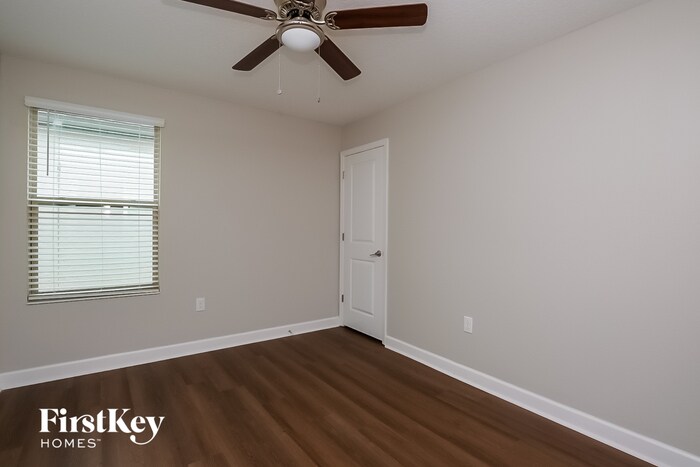 Building Photo - 9716 Ivory Dr