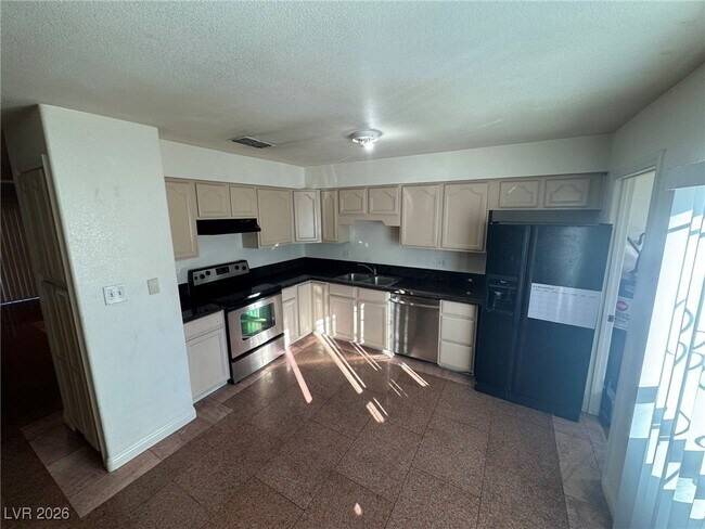 Building Photo - 518 Delfern Ln