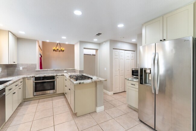 Building Photo - 4-Bed Green Valley Home with Private Pool ...