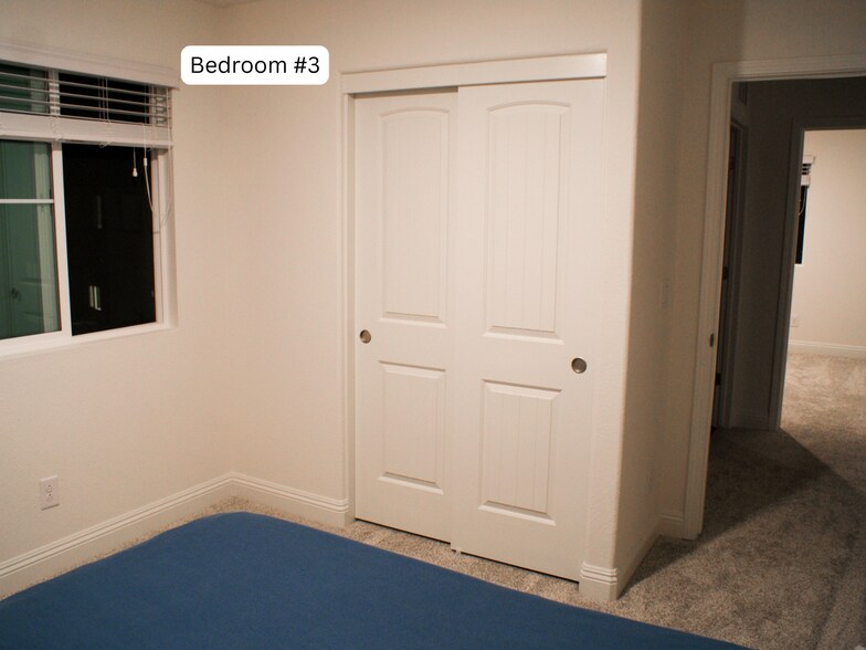 Building Photo - 2986 Portage Way