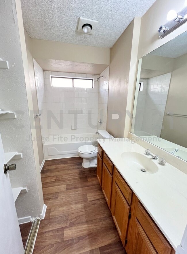 Building Photo - Incredible 3/2/2 in Lewisville ISD for Rent!