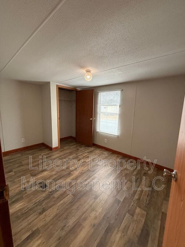 Building Photo - 29 Hillside Ln