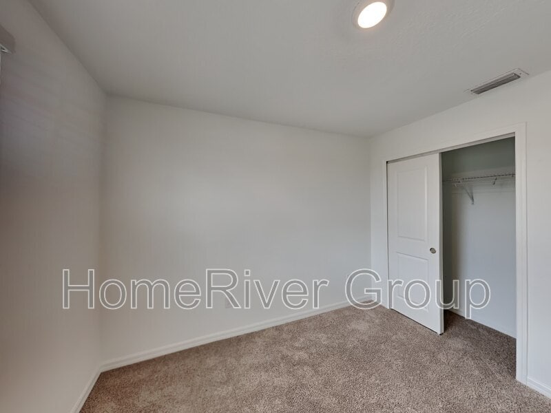 Building Photo - 5756 Haven Ter