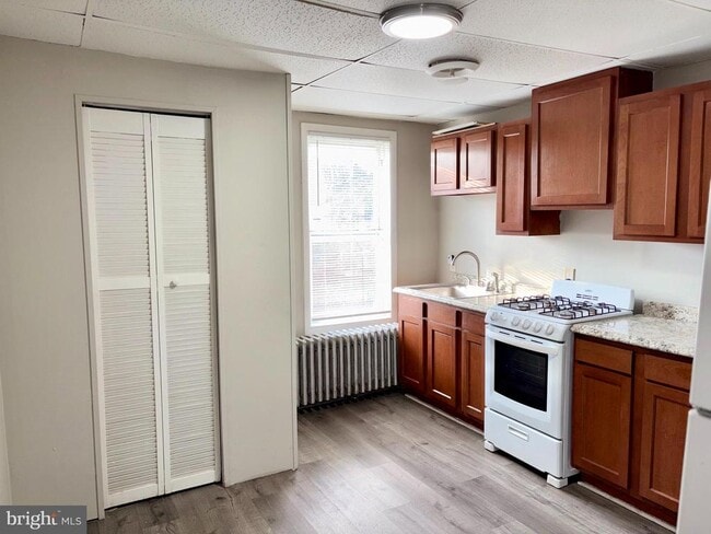 Building Photo - 244 N Fulton Ave