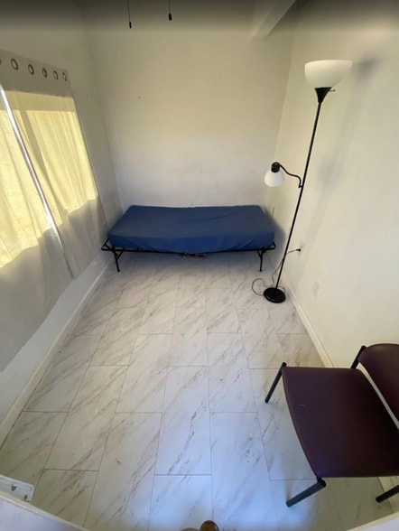 Building Photo - 1533 Bosque Dr