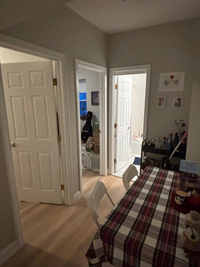 Building Photo - 111 Norway St