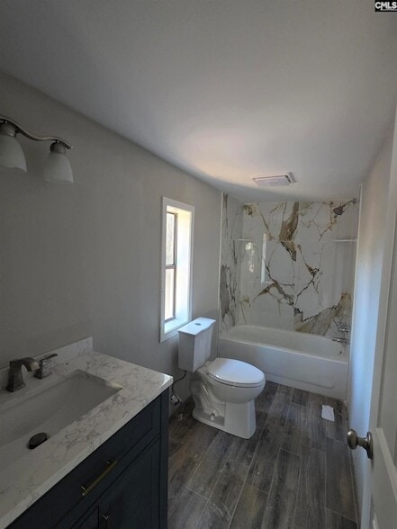 Building Photo - 105 Woodland Dr