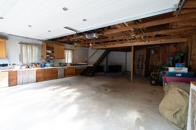 Building Photo - 29 Starlight Dr