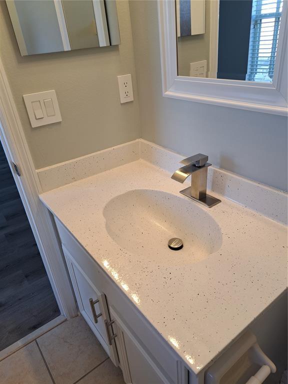 Building Photo - 1641 Fallmonte Ct