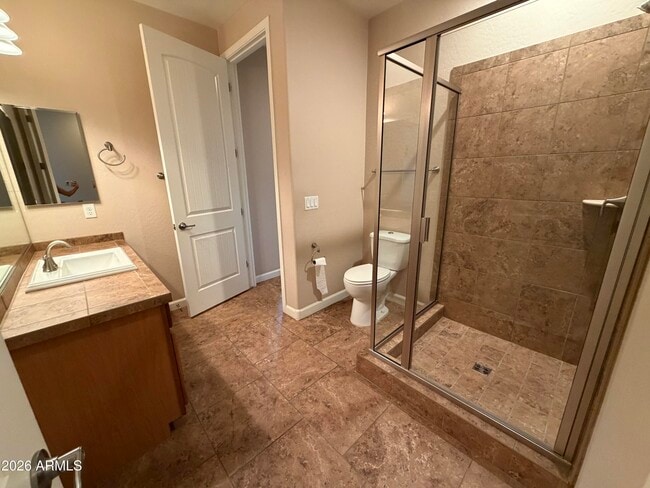 Building Photo - 722 E Sipapu Dr
