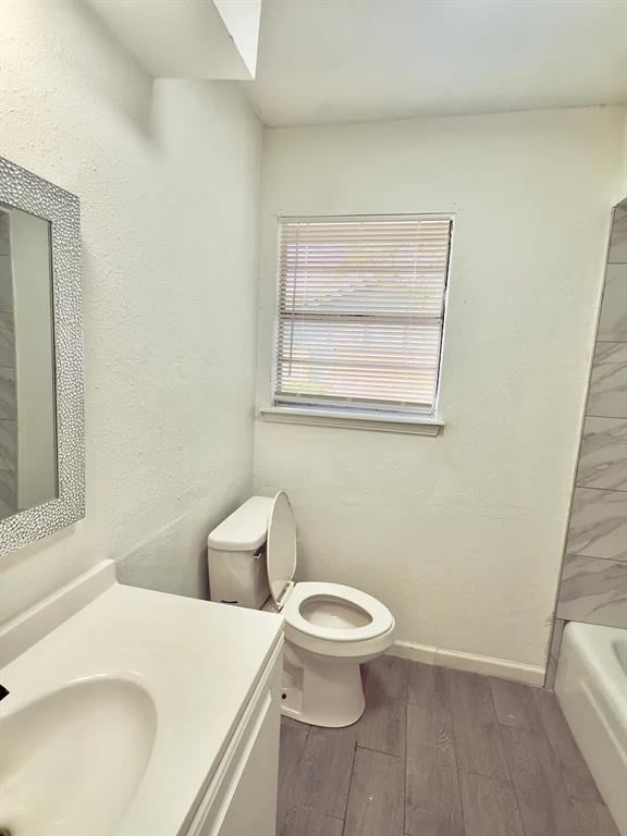 Building Photo - 4312 Meadowpark Dr