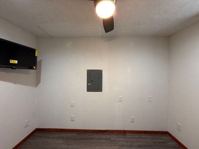 Building Photo - NEW Beautiful 3 Bedroom 1 Bath ADU - Furnished (Unfurnished Negotiable)