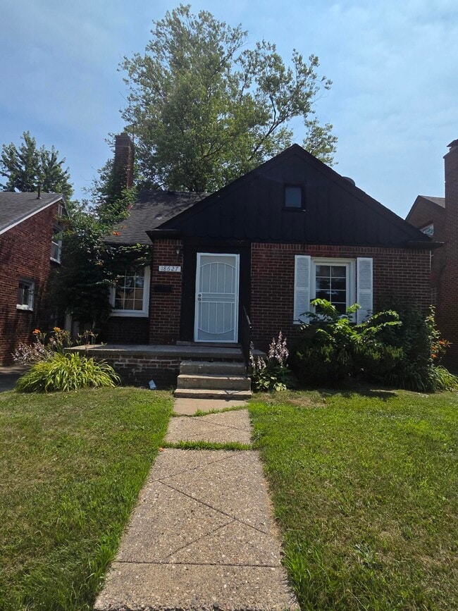 Building Photo - 18627 Curtis St
