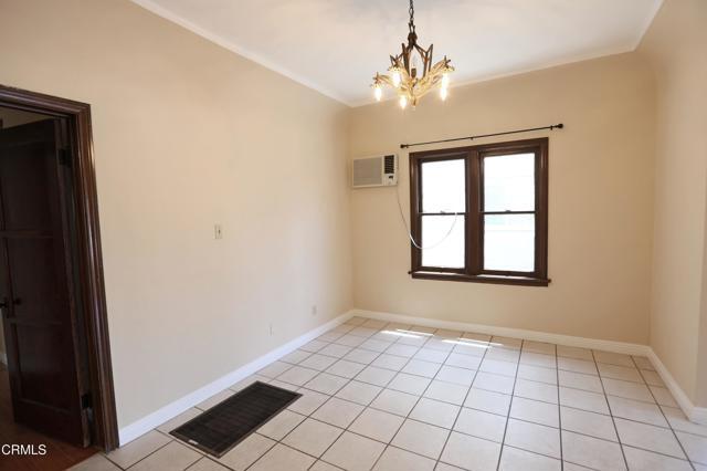 Building Photo - 126 S Olive Ave