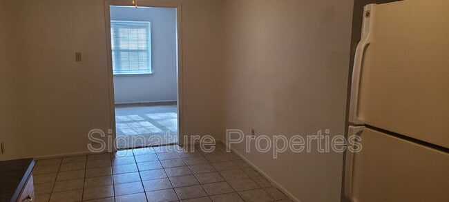 Building Photo - 8602 Ransco Ct