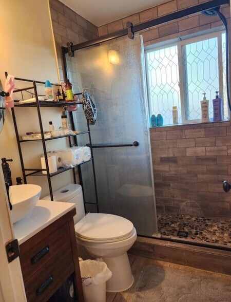 Bathroom - 5220 10th Plz S