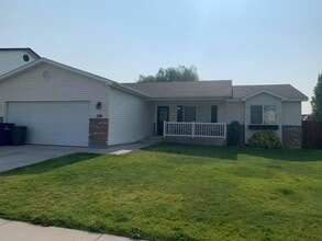 Building Photo - 1318 Ashley Dr