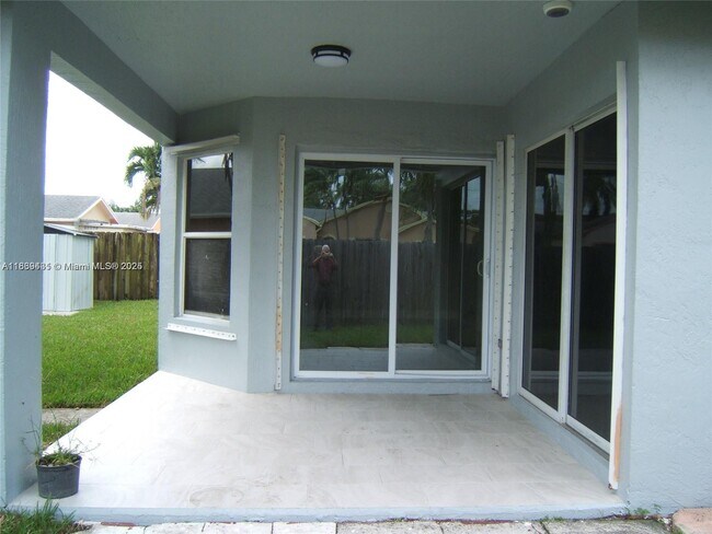 Building Photo - 24833 SW 128th Ct
