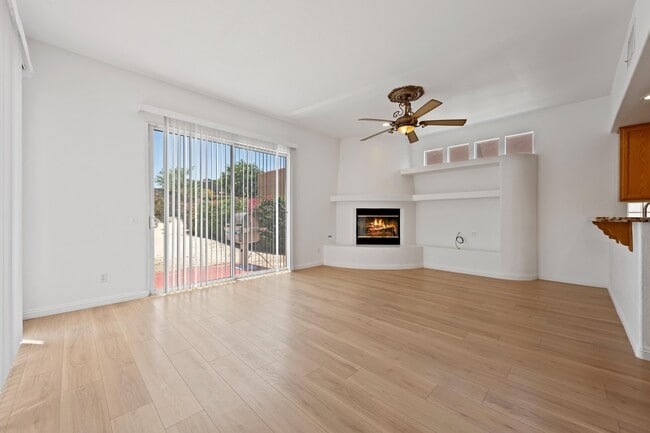 Building Photo - 78191 Sombrero Ct
