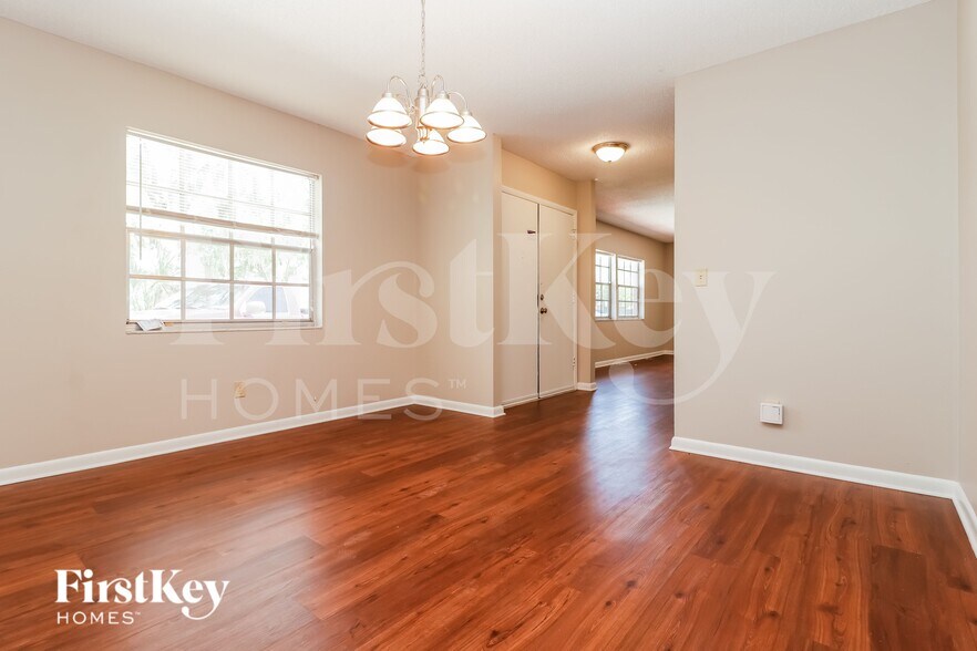Building Photo - 3816 Fieldflower Ct