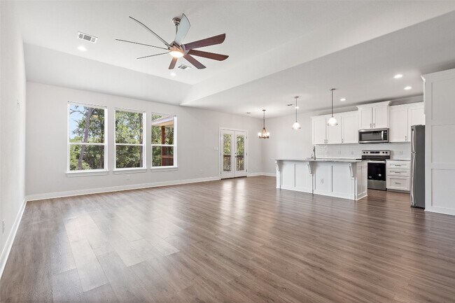 Building Photo - 129 Diamond Head Dr