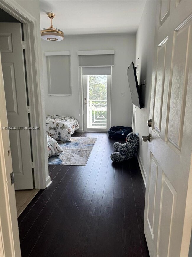 Building Photo - 7414 NW 107 Ct