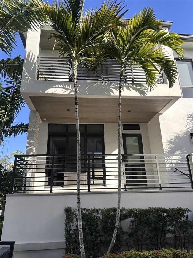 Building Photo - 8231 NW 48th St
