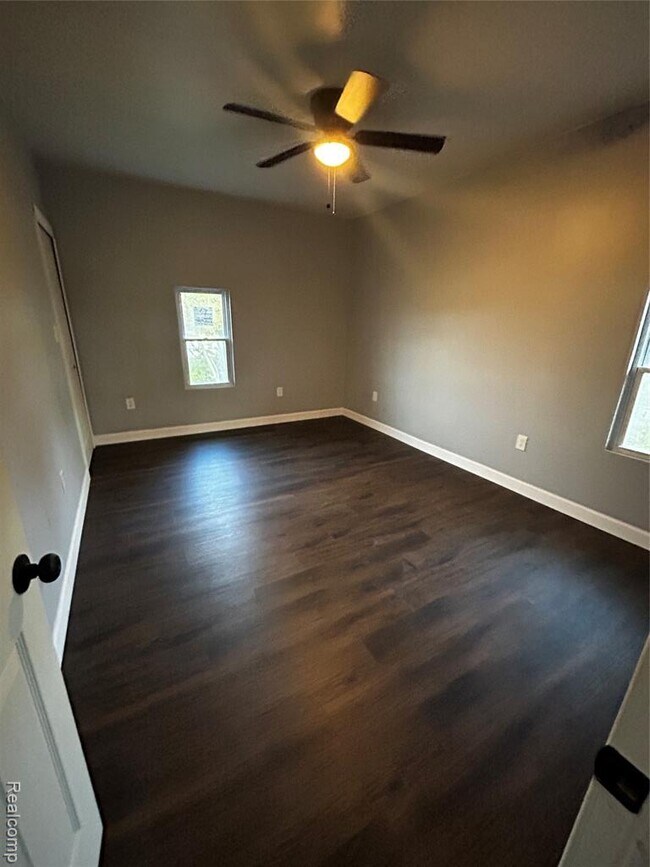 Building Photo - 3520 Cadillac Blvd