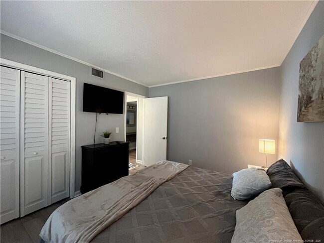 Building Photo - 250 Sugar Gum Ln