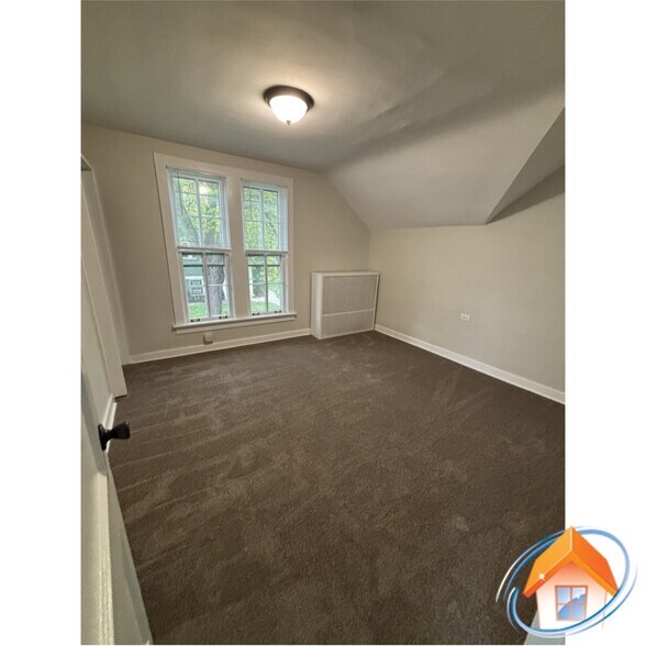 main bedroom - 1512 Wesley Ave