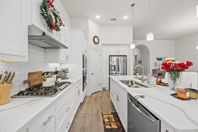 Building Photo - 12329 Mesa Verde Dr