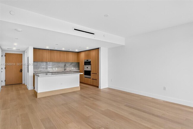 Building Photo - 1176 97th St