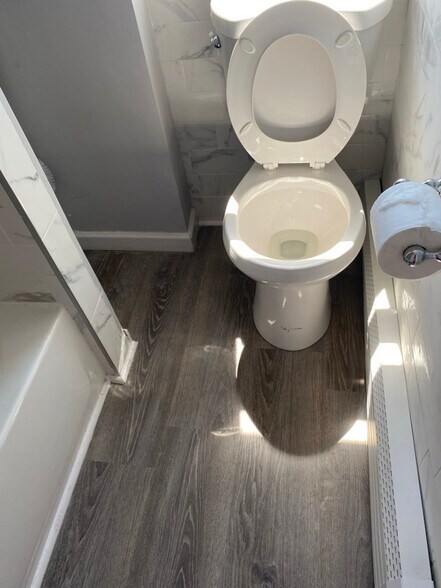 Building Photo - 98 Huntington Terrace