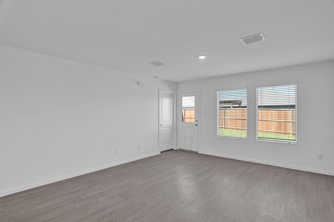 Building Photo - 2028 Sulky Ln