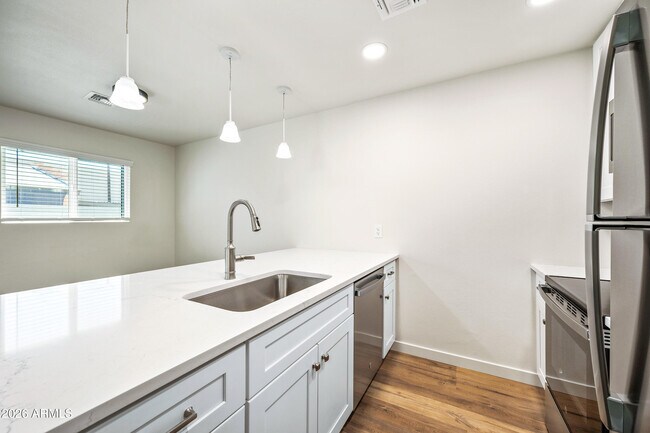 Building Photo - 4139 N 27th St