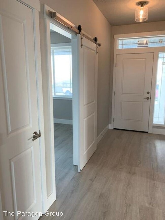 Building Photo - 3 br, 2 bath House - 3318 S Young St