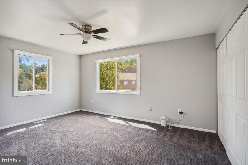 Building Photo - 1009 Saber Ln