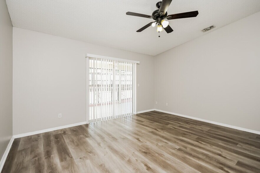 Building Photo - 8661 Wellington Loop