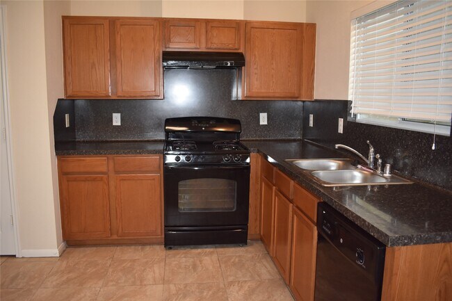 Building Photo - 11846 Jelicoe Dr