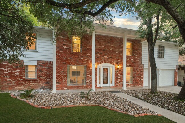 Building Photo - 5410 King Richard St