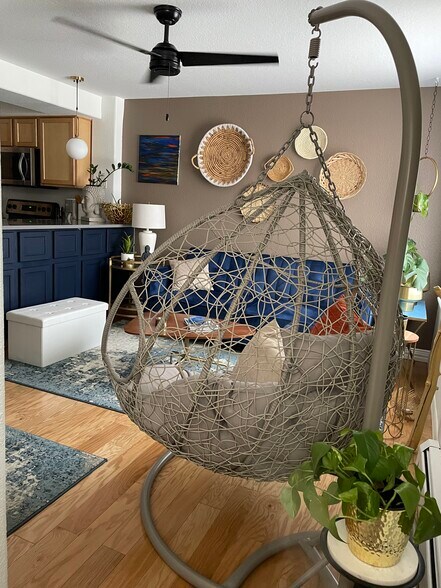 Building Photo - 1833 N Williams St