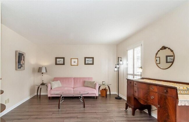 Building Photo - WELCOME TO GEORGETOWN CONDOMINIUMS IN SPRI...