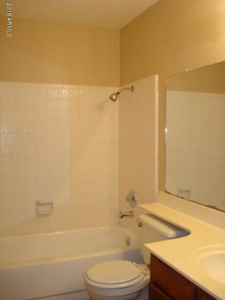Building Photo - 1111 N 64th St