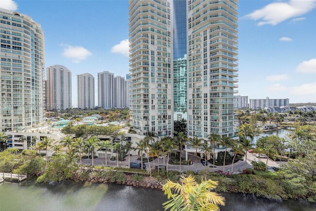 Building Photo - 300 Sunny Isles Blvd