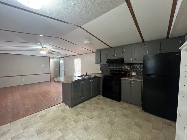 Building Photo - 295 Sawgrass Ct