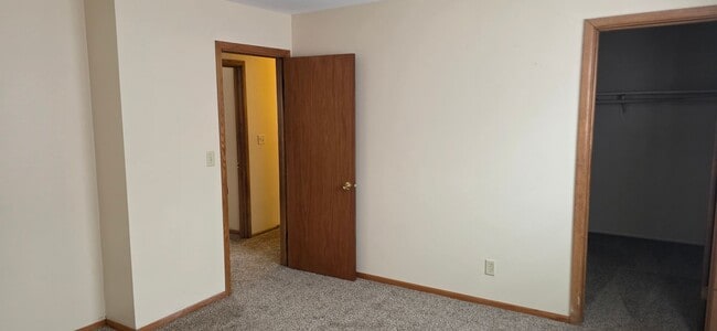 Building Photo - 5777 N 91st St