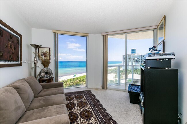 Building Photo - 7330 Ocean Terrace