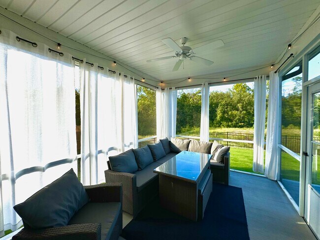 Building Photo - 321 Heritage Regency Dr